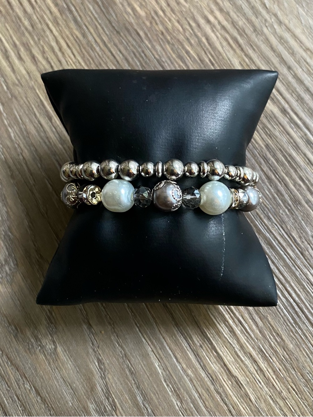 Pearl & Silver Beaded Stretch Bracelet Set